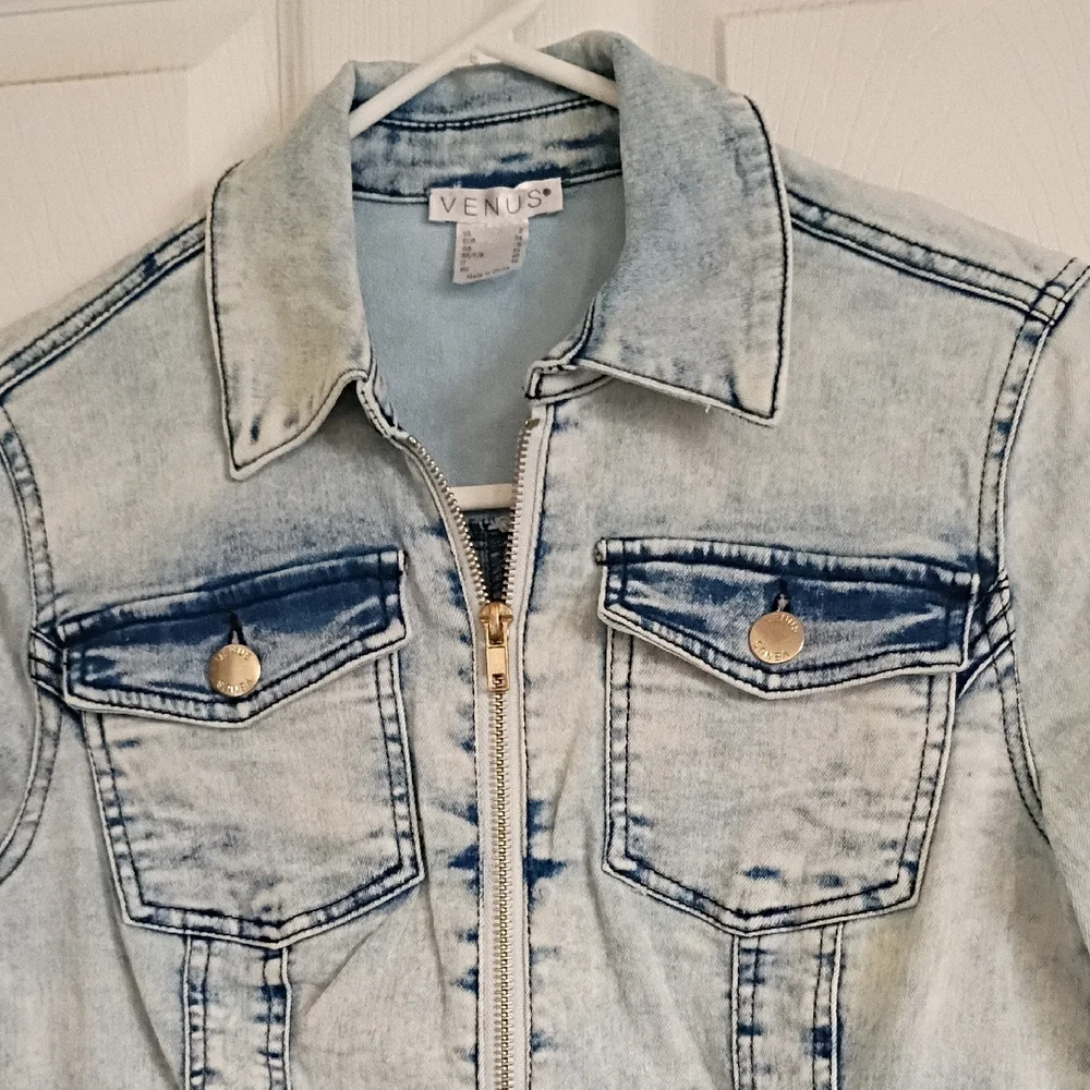 VENUS Light Blue Acid Wash Denim Zip Jacket - Picture 2 of 4